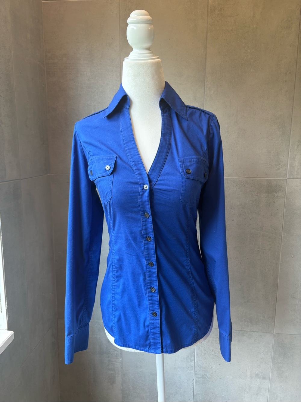 Express Women's Button-Front Long Sleeve Shirt - Royal Blue